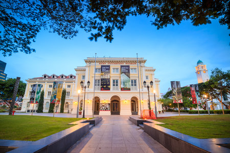 SINGAPORE - DECEMBER 14 :  Asian Civilisations Museum in Singapore on December 14, 2015. Collection includes artifacts reflecting the cultural background of Singapore including ceramics, basketry, and textiles.のeditorial素材