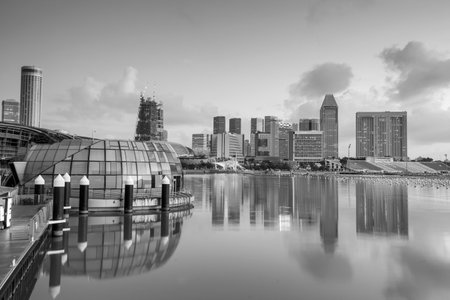 Beuatiful sunrise in the morning at Singapore Marina Bayのeditorial素材