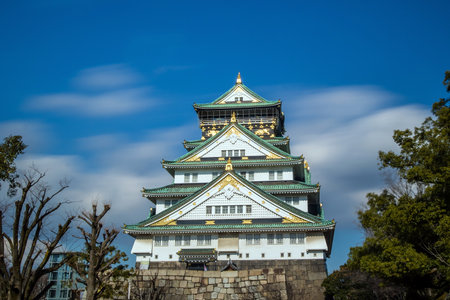 Osaka Castle with blue sky in Osaka, Japan.のeditorial素材
