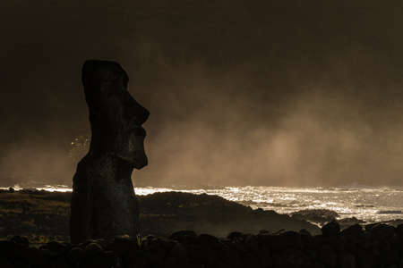 Silhouette shot of Moai statues in Easter Island, Chileの写真素材
