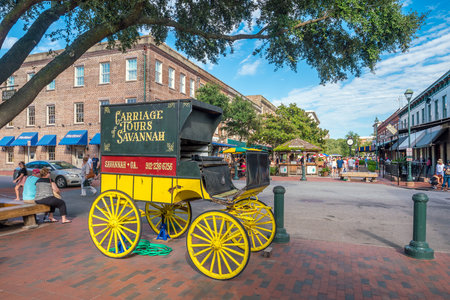 SAVANNAH, GEORGIA - SEPTEMBER 5 : Downtown Savannah Georgia USA on September 5, 2016 Established in 1733 on the Savannah Riverのeditorial素材