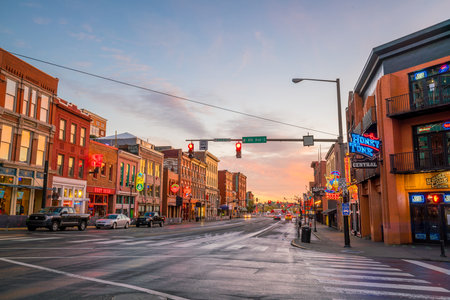 NASHVILLE - NOV 11: Neon signs on Lower Broadway Area on November 11, 2016 in Nashville, Tennessee, USAのeditorial素材
