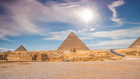 Landscape view of the Pyramids of Giza and the Great Sphinx in Cairo, Egyptの写真素材