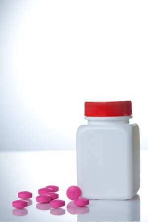 purple pills bottleの写真素材