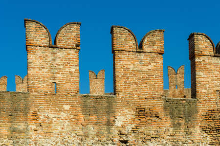 Battlements of the rampart of Castelvecchio of Veronaの写真素材