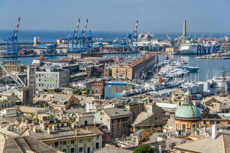 The port of Genoa and the Lanterna, seen from Spianata Castellettoのeditorial素材