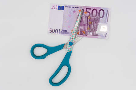 During ecomonic crisis the euro banknotes lost their value