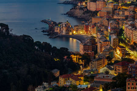 View of the village of Camogli and the shore during the blue hourの写真素材
