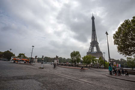 PARIS, FRANCE, SEPTEMBER 7, 2018 - View of Eiffel Tower from Trocadero in Paris, France.のeditorial素材