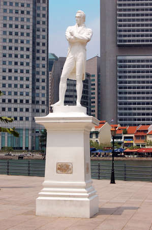 Statue of Sir Stamford Raffles at his landing place, Singaporeの写真素材