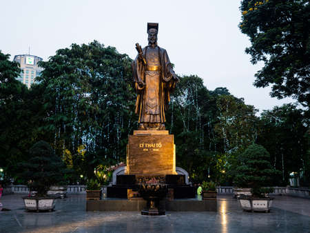 Vietnam Hanoi Statue of King Ly Thai Toの写真素材