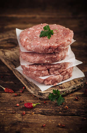 Raw ground beef meat burger steak close upの写真素材