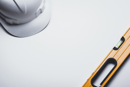 Level and  plastic construction Helmet