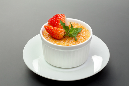 creme bruleeの写真素材