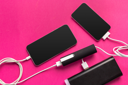 phone mobile connect to battery power bank