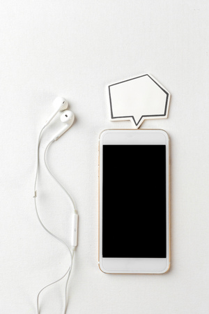 phone with blank speech bubbleの写真素材