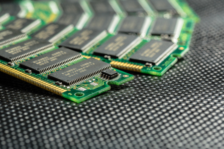 Computerchip, Technology and Electronics Industry
