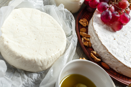 Mix cheese on the table