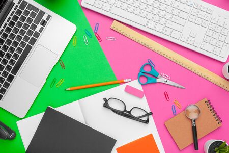 Creative minimal home office desk. Mock upの写真素材