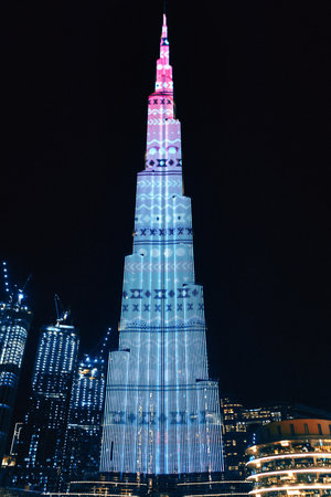 DUBAI, UAE - MARCH 15,2021: Burj Khalifa skyscraper in the night, Dubaiのeditorial素材
