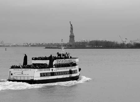 statue of liberty in black and whiteの写真素材