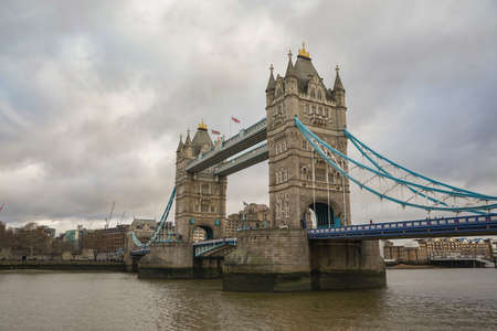 Tower Bridge, London on a Cloudy Dayのeditorial素材