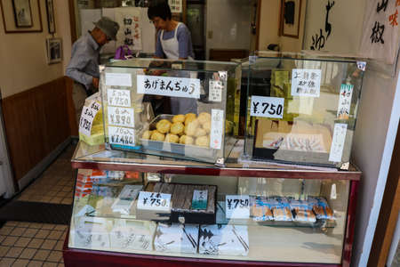 The street view of Asakusa, Tokyo. Asakusa is place where people shops for souvenir and foods in Tokyo.のeditorial素材