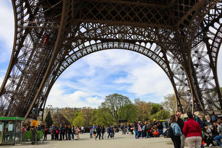 The Eiffel Tower is a wrought-iron lattice tower on the Champ de Mars in Paris, France.のeditorial素材