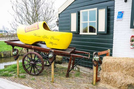 Wooden shoes factory in Volendam, Netherlandのeditorial素材