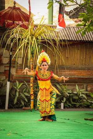 Balinese Traditional Barong Dance. In traditional Barong dance performances, he is portrayed in his struggles against Rangda, it is the popular part of Balinese culture.のeditorial素材