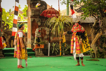 Balinese Traditional Barong Dance. In traditional Barong dance performances, he is portrayed in his struggles against Rangda, it is the popular part of Balinese culture.のeditorial素材