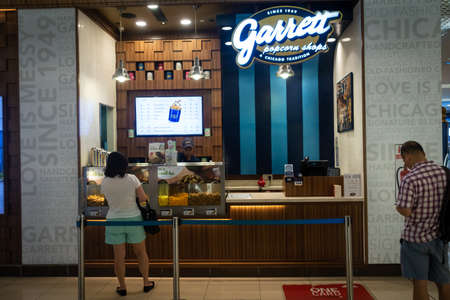 Garrett Popcorn Shop at One Utama shopping mall, Malaysia. Garrett Popcorn opened up their first shop in 1949 at 10 West Madison Street in Chicago.のeditorial素材