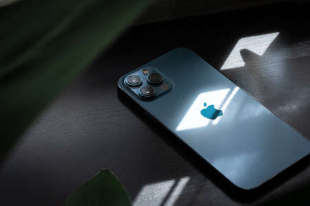 The new iphone 12 pro max, pacific blue colourのeditorial素材