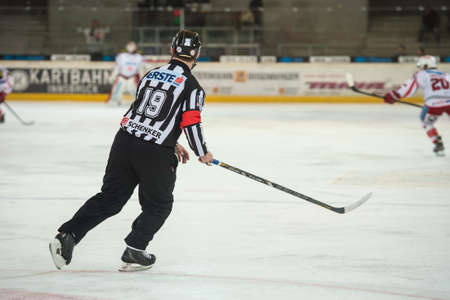 9.12.2012, Tiroler Wasserkraft Arena, Innsbruck, AUT, EBEL, HC TWK Innsbruck vs EC KAC, 29. Runde, im Bild  // during the Erste Bank Icehockey League 29th Round match between HC TWK Innsbruck and EC KAC at the Tiroler Wasserkraft Arena, Innsbruck, Austriaのeditorial素材