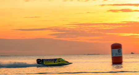CHONBURI, THAILAND-NOVEMBER 25, 2017 :   boat with beautiful sky and sea in Bangsaen Power Boat 2017 at Bangsaen beach in Thailandのeditorial素材