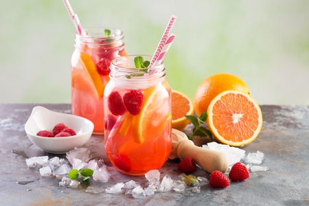 Pink berry lemonade or cocktail Pink berry lemonade or cocktail