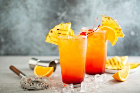 Tequila sunrise cocktailの写真素材