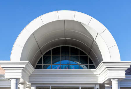 View of the top arch of the entrance of Temple Sinai Synagogue in Denver, Coloradoの写真素材