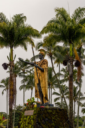Hilo, Hawaii - November 29, 2021: King Kamehameha I Statue by R. Sandrin in Wailoa River State Recreation Area, Hilo, Hawaiiのeditorial素材