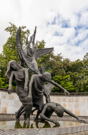 Dublin, Ireland - June 3, 2022: The sculpture Children of Lir by OisÃ­n Kelly in the Garden of Remembranceのeditorial素材