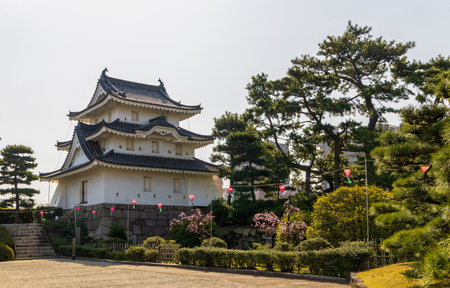 Takamatsu, Japan - March 30, 20023: Kitanomaru Tsukimi Yagura Turret (circa 1676) in Tamamo Park, or Takamatsu Castle park in Takamatsu city, Kagawa Prefecture, Japanのeditorial素材