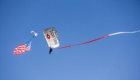Albuquerque, New Mexico - October 7, 2023: International Hot Air Balloon Fiesta in Albuquerque, New Mexico. Skydiving show.のeditorial素材