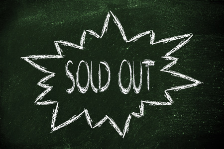 sale or marketing promotional offer message in comic bubbleの写真素材