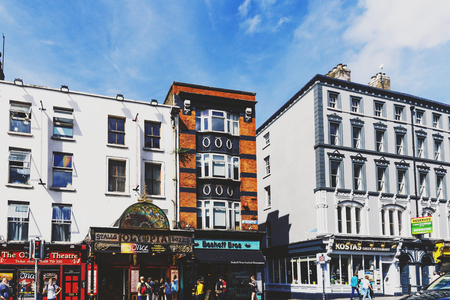 DUBLIN, IRELAND - July 15th , 2017: detail of Dame Street in the Temple Bar district of Dublin, Ireland  (with unidentified people)のeditorial素材