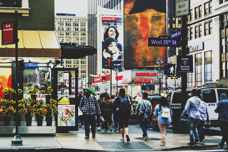 NEW YORK, NY - September 2nd, 2017: Detail of the West 35th Street of Manhattan with flower stand and unidentified peopleのeditorial素材