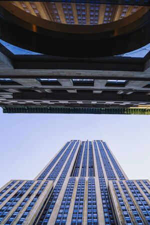 NEW YORK, NY - September 4th, 2017: perspective of the Empire State Building, shot from right upのeditorial素材