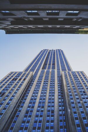 NEW YORK, NY - September 4th, 2017: perspective of the Empire State Building, shot from right upのeditorial素材