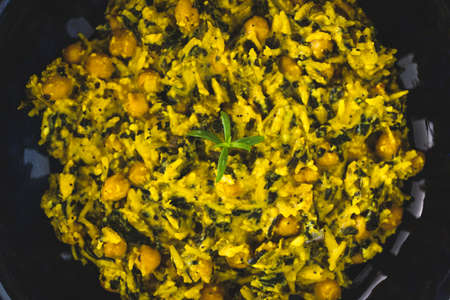 healthy plant-based food recipes, vegan spinach chickpea coconut curry with turmeric riceの写真素材