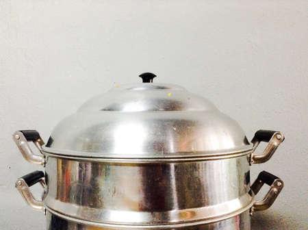 Traditional steam cookerの素材