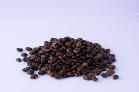 coffee beans isolated with white backgroundの写真素材